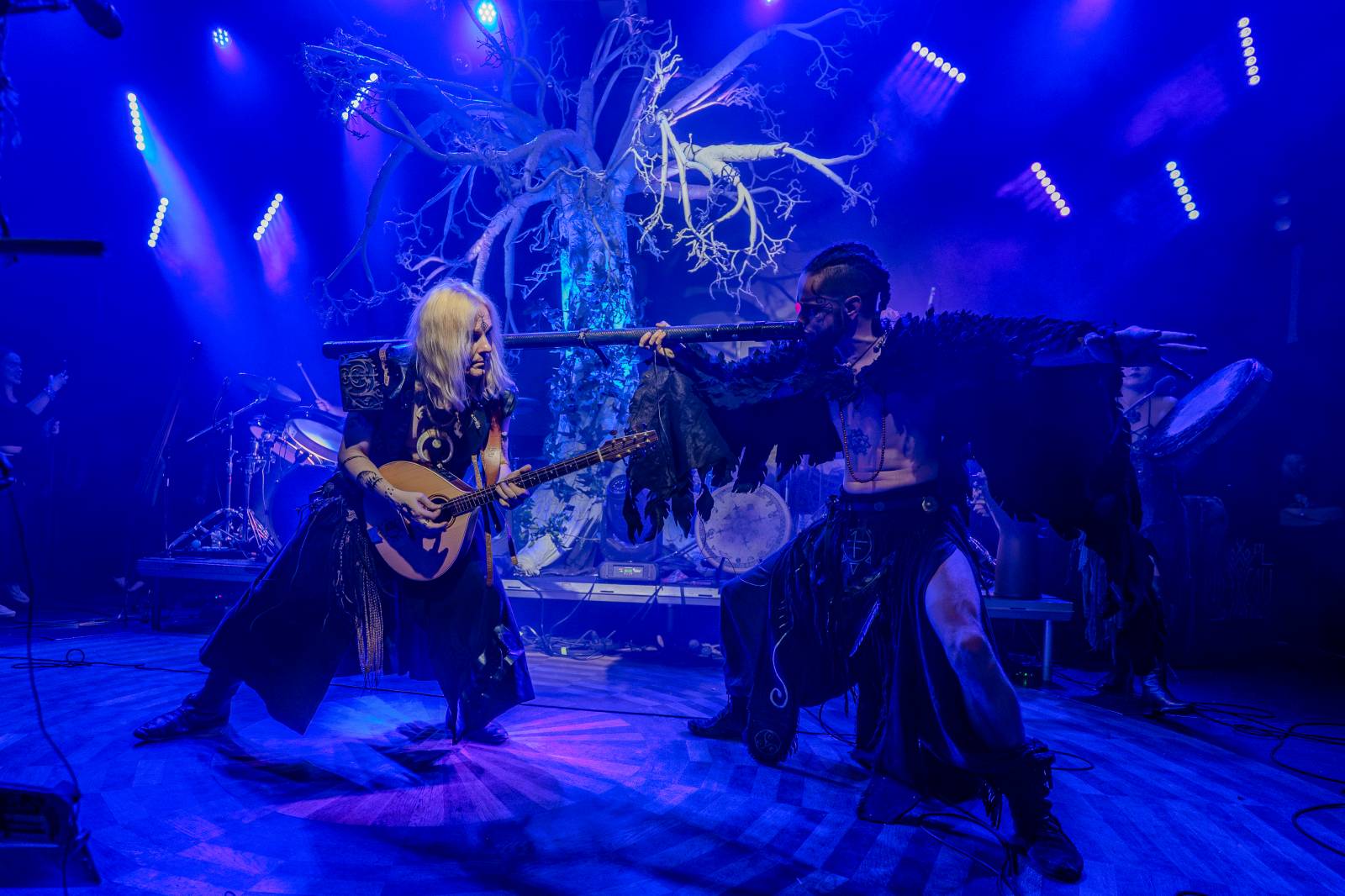 Pohanskou mytologií inspirovaní Deloraine dorazili do Prahy. Jejich hostem byli The Trouble Notes