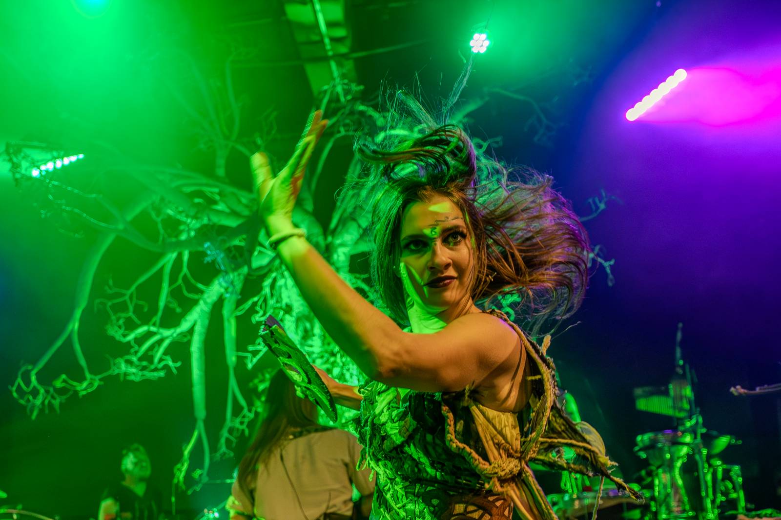 Pohanskou mytologií inspirovaní Deloraine dorazili do Prahy. Jejich hostem byli The Trouble Notes