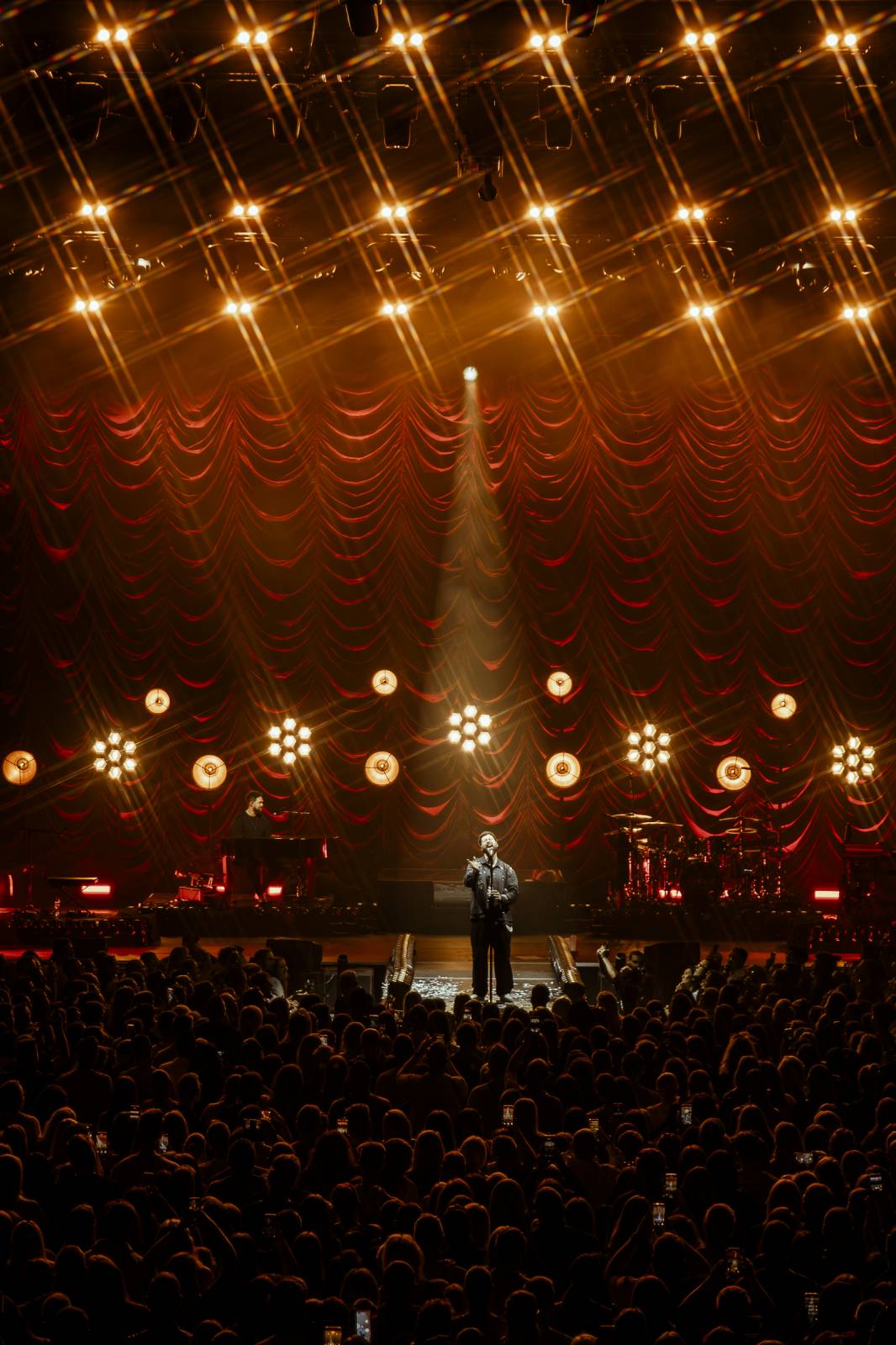 Vy jste ten důvod. Charismatický Calum Scott si podmanil O2 universum