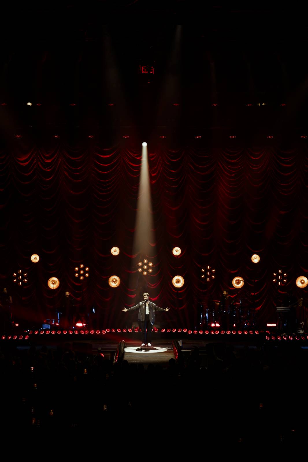 Vy jste ten důvod. Charismatický Calum Scott si podmanil O2 universum