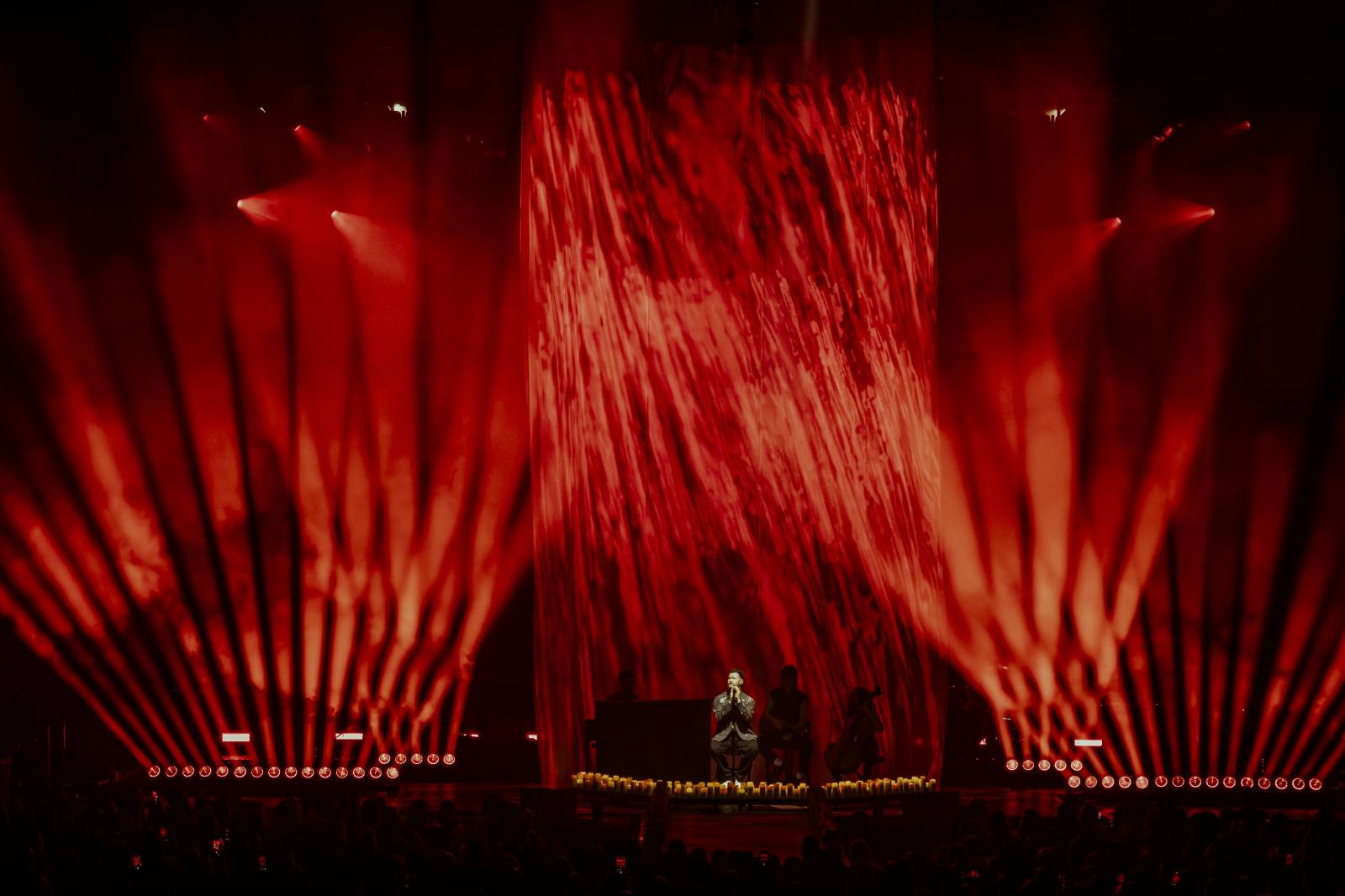 Vy jste ten důvod. Charismatický Calum Scott si podmanil O2 universum