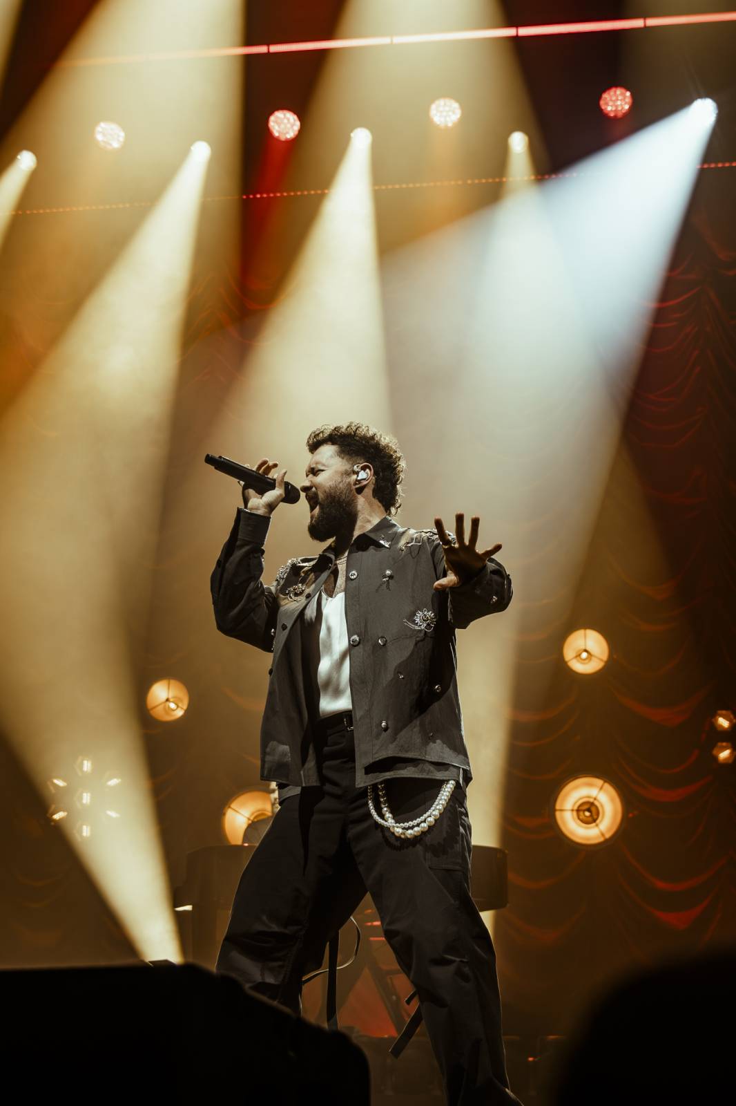 Vy jste ten důvod. Charismatický Calum Scott si podmanil O2 universum