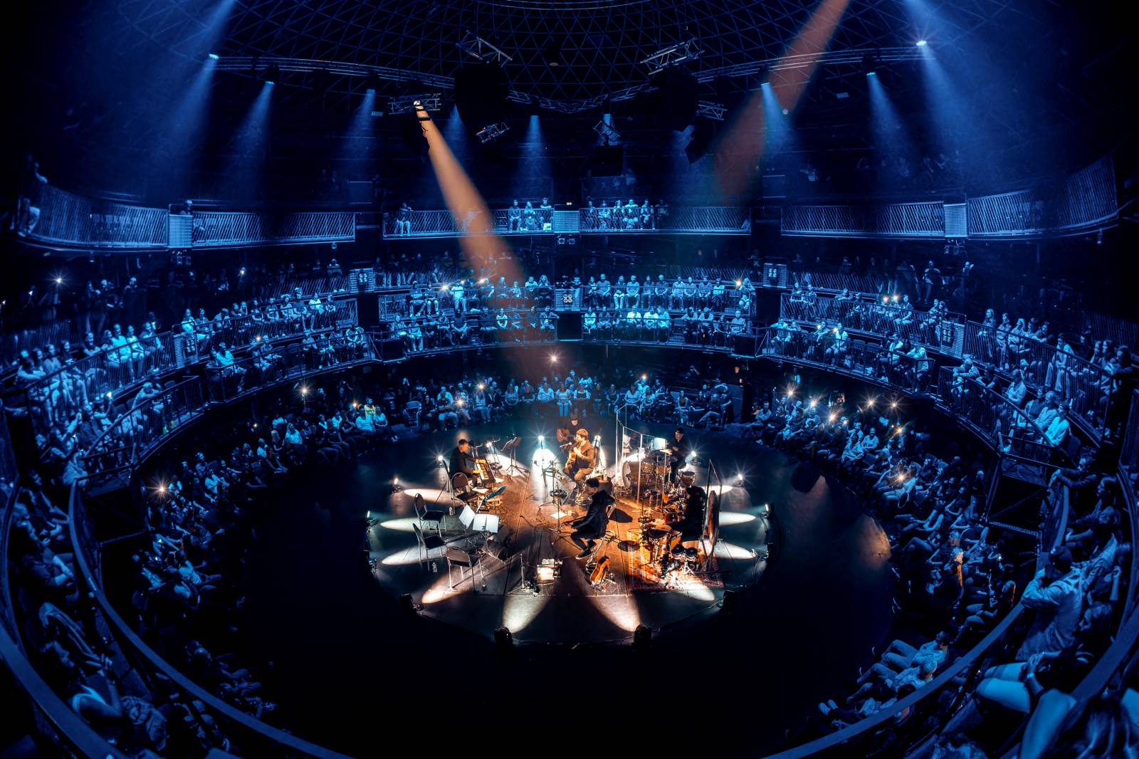 Imodium se fanouškům v Nové Spirále postarali o jedinečný zážitek. Jedním z hostů byl Kamil Střihavka