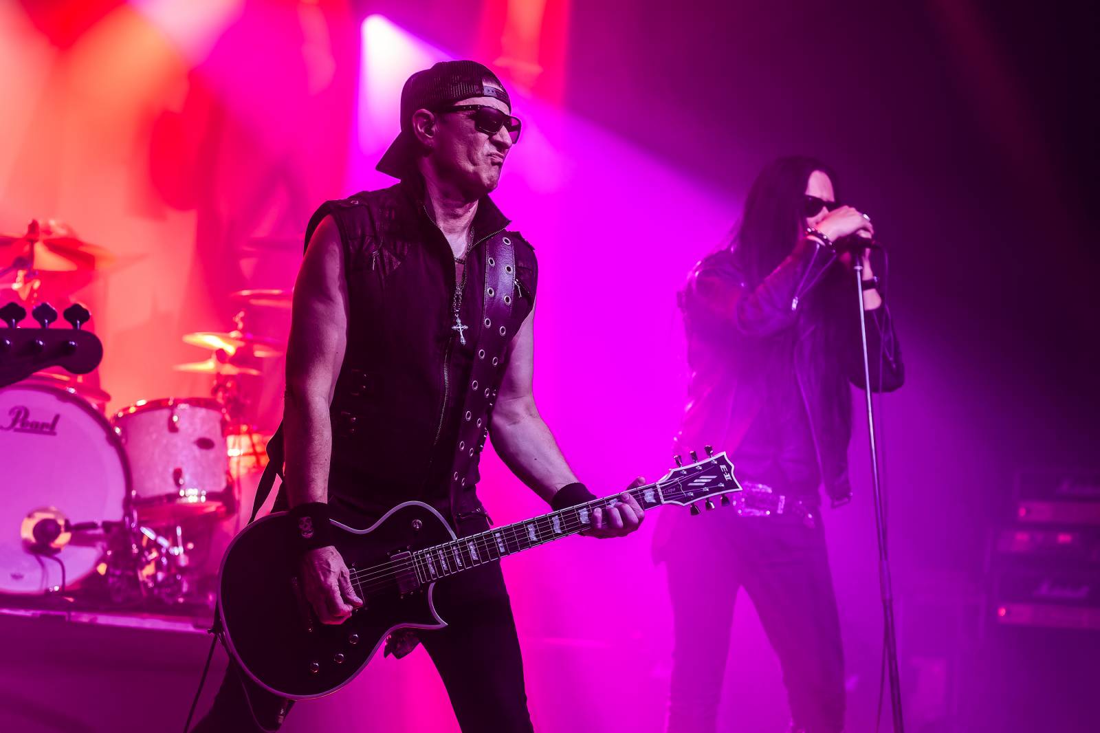 MeetFactory pohltila temná atmosféra. Dorazili The 69 Eyes a D-A-D