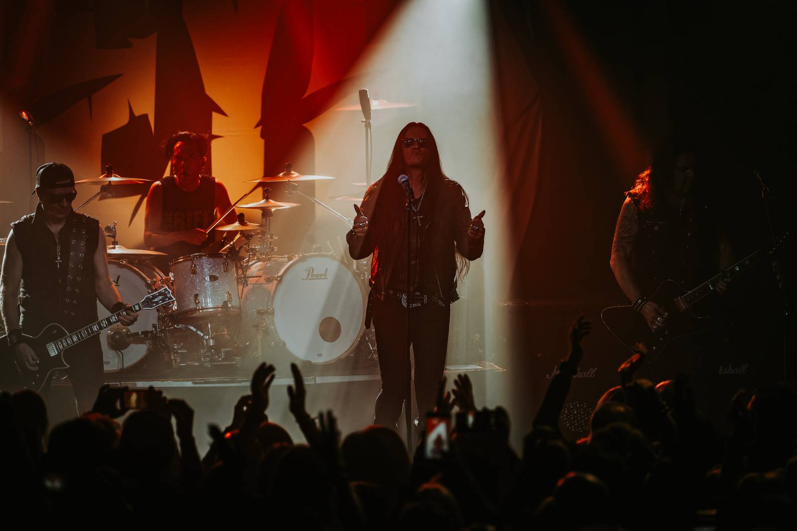 MeetFactory pohltila temná atmosféra. Dorazili The 69 Eyes a D-A-D