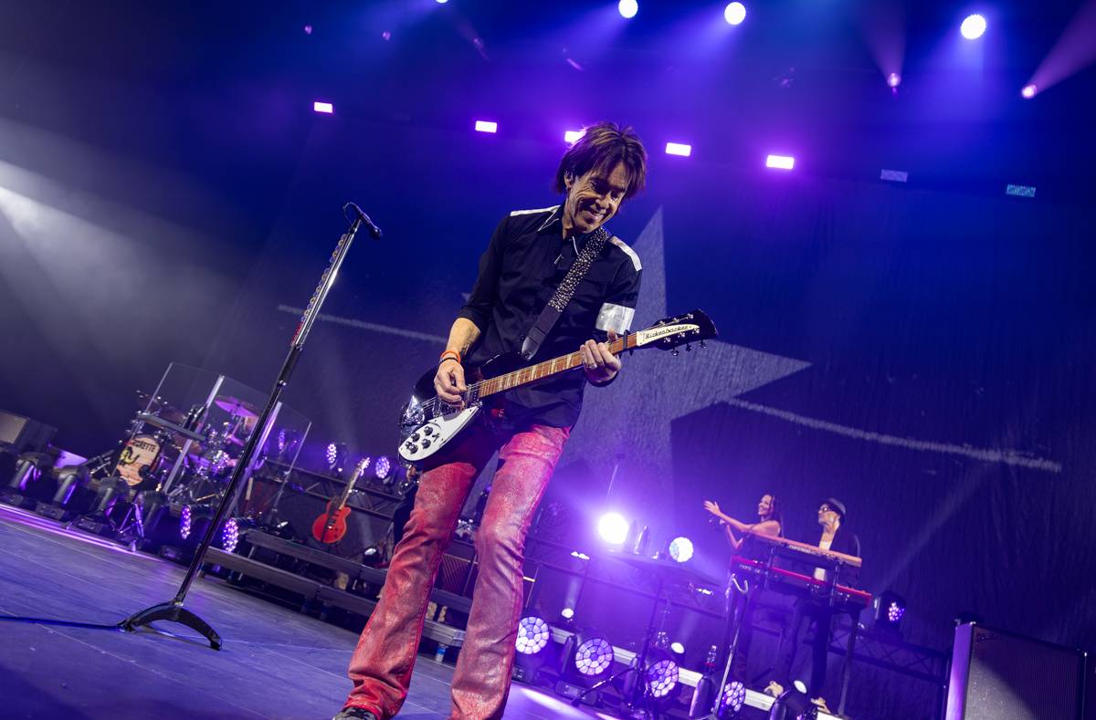 Roxette připomněli v O2 areně devadesátky, Pera Gessleho doprovodila krajanka Lena Philipsson