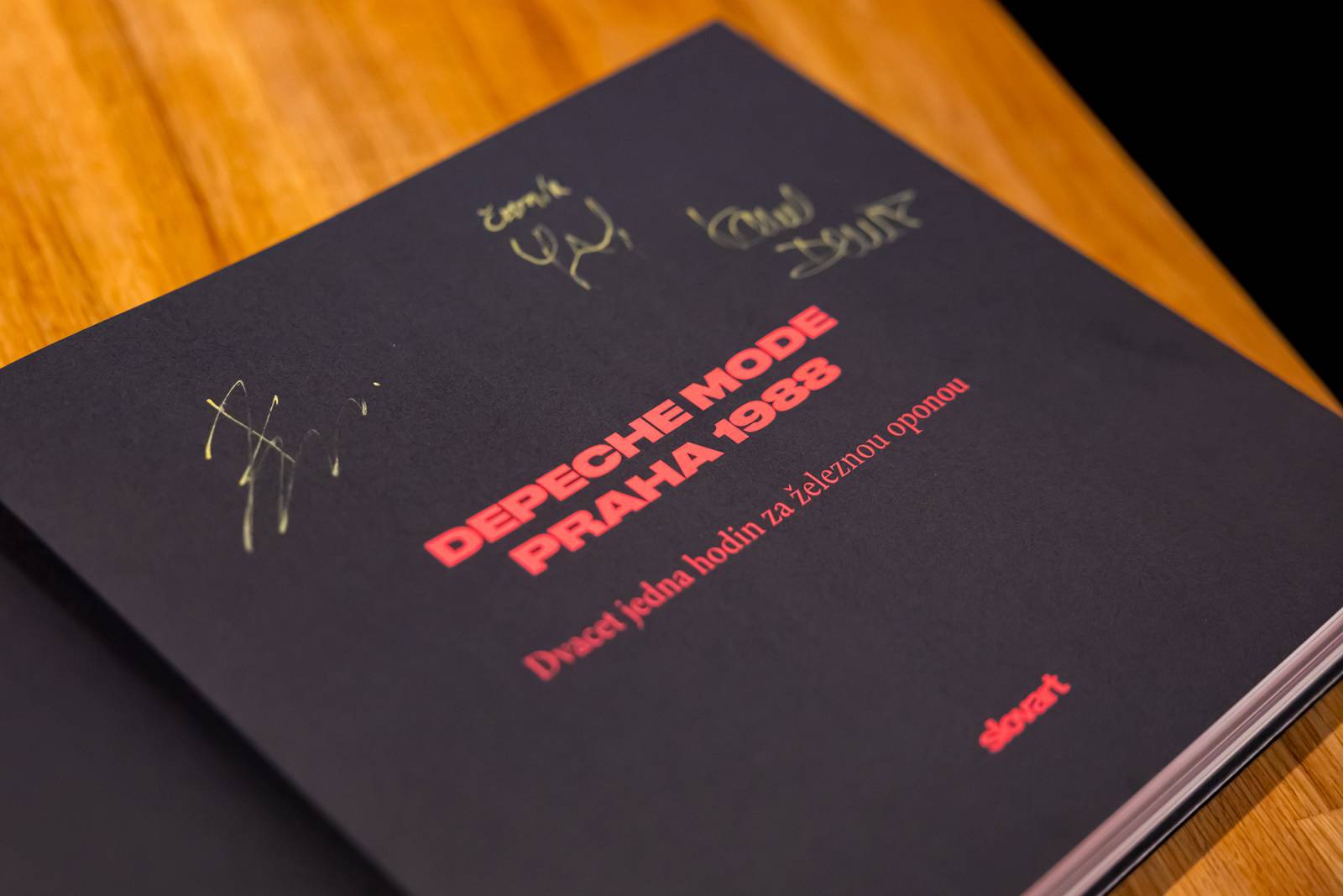 Filip Macháček pokřtil knihu o prvním koncertě Depeche Mode u nás