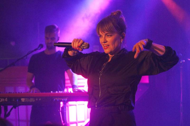 Marta Jandová vytáhla v Brně na pódium fanynku