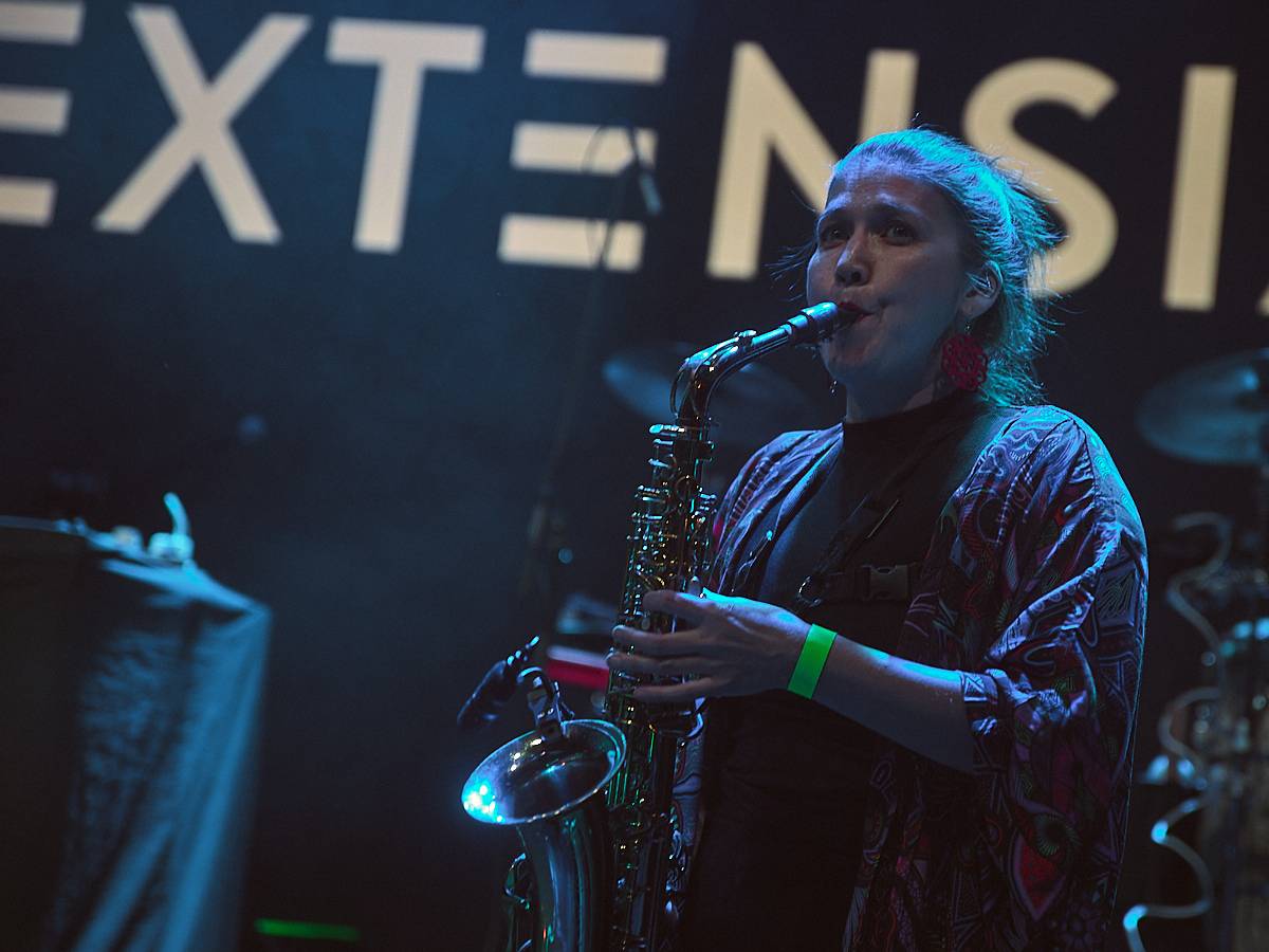 Stereo MC’s vzali SaSaZu zpátky do devadesátek, jejich hostem byla plzeňská Extensia