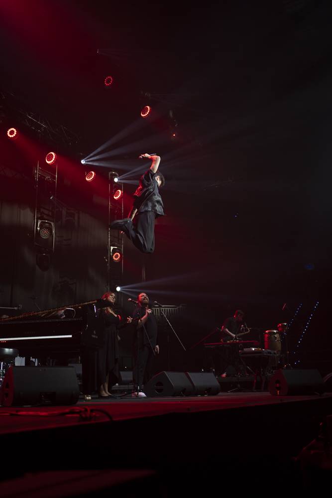 Jamie Cullum se vrátil do Prahy, roztancoval O2 universum