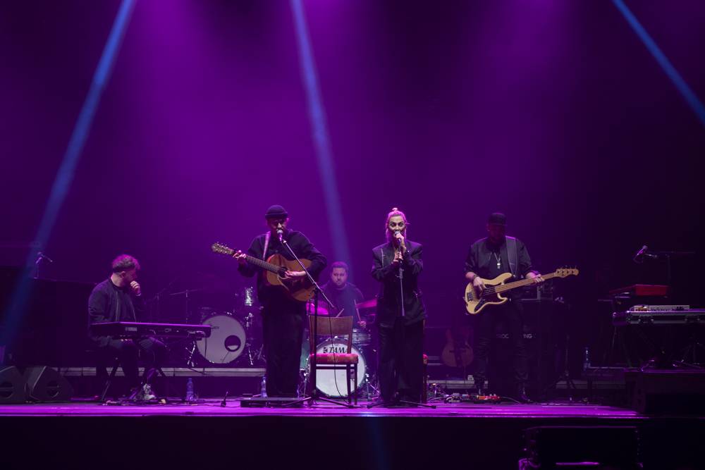 Jamie Cullum se vrátil do Prahy, roztancoval O2 universum