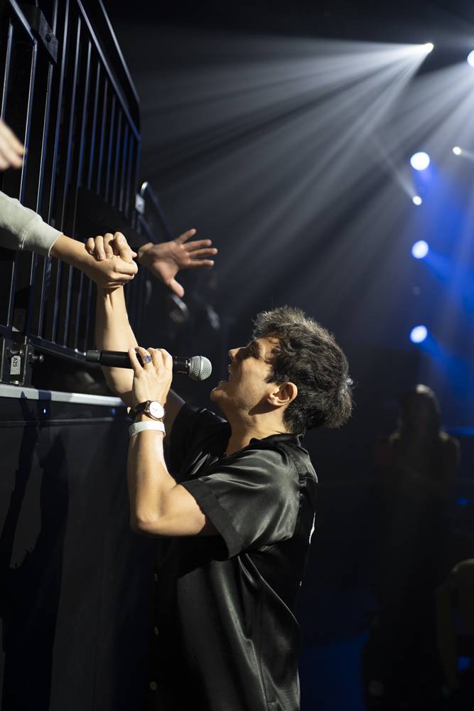 Jamie Cullum se vrátil do Prahy, roztancoval O2 universum