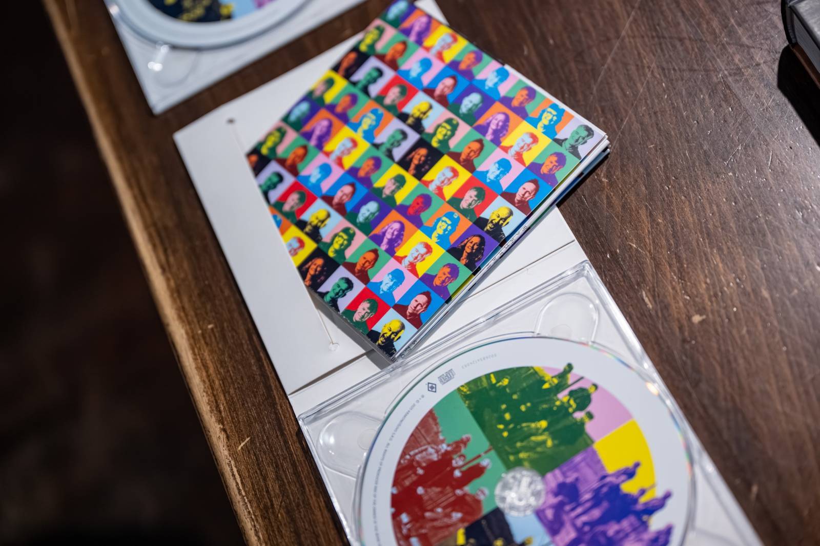 Tři sestry pokřtily Na Staré Sokolovně v Praze nové album i knihu zachycující zásadní momenty v kariéře