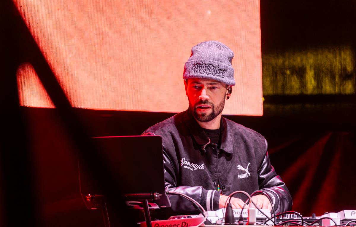 Zara Larsson zpátky v Praze. Znovuotevřela obchodní centrum na Černém Mostě