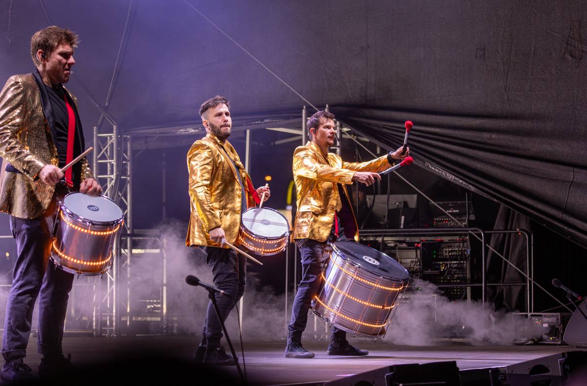 Zara Larsson zpátky v Praze. Znovuotevřela obchodní centrum na Černém Mostě