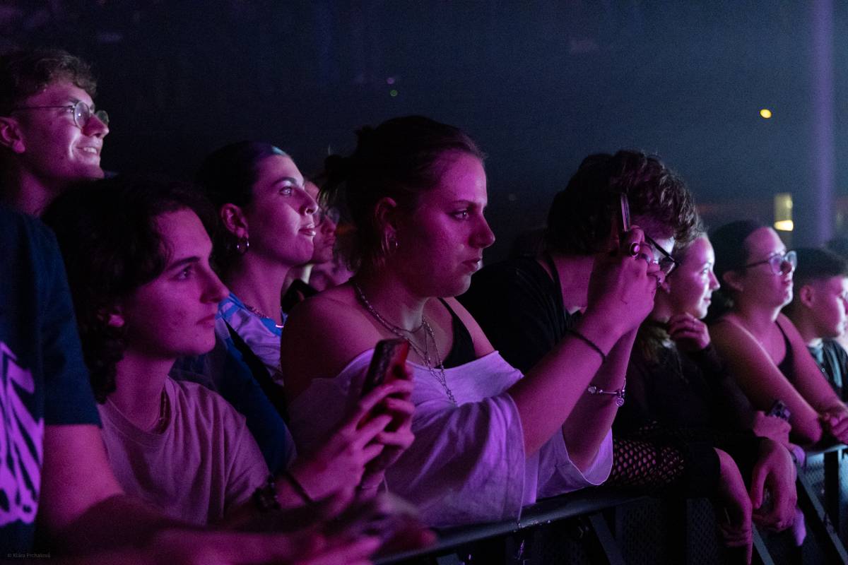 Royel Otis v SaSaZu: Show, která zahřála na srdci