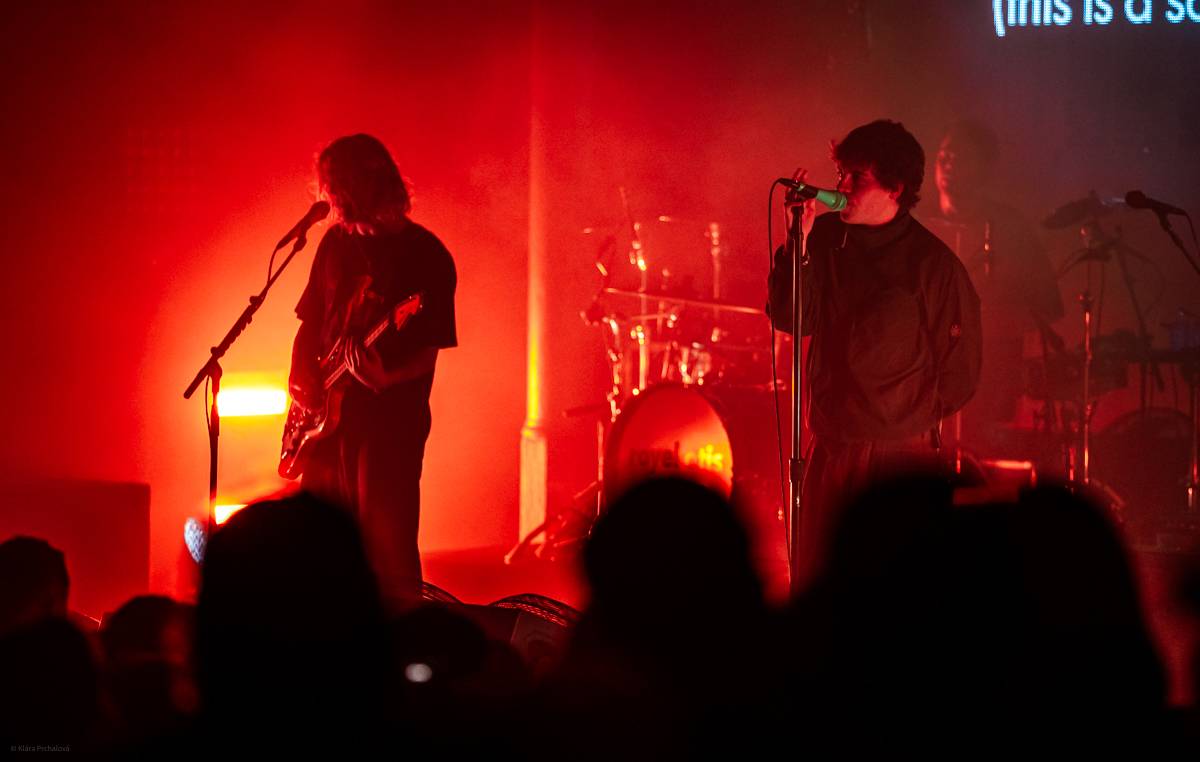 Royel Otis v SaSaZu: Show, která zahřála na srdci