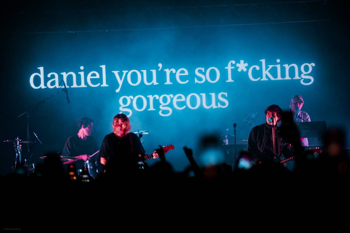 Royel Otis v SaSaZu: Show, která zahřála na srdci