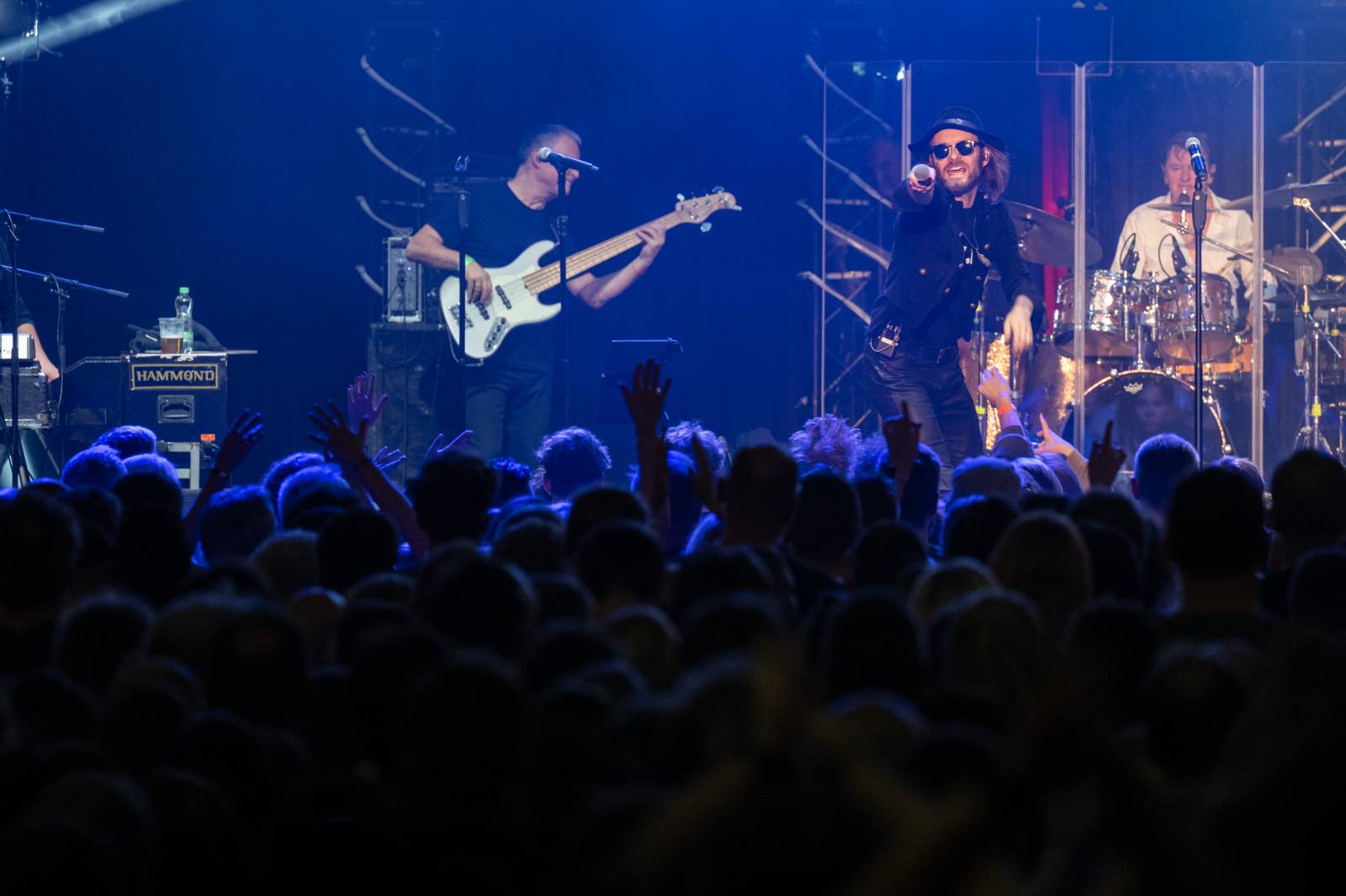 J.A.R. se rozloučili s fanoušky, do Lucerny v Praze dorazil i Dan Bárta