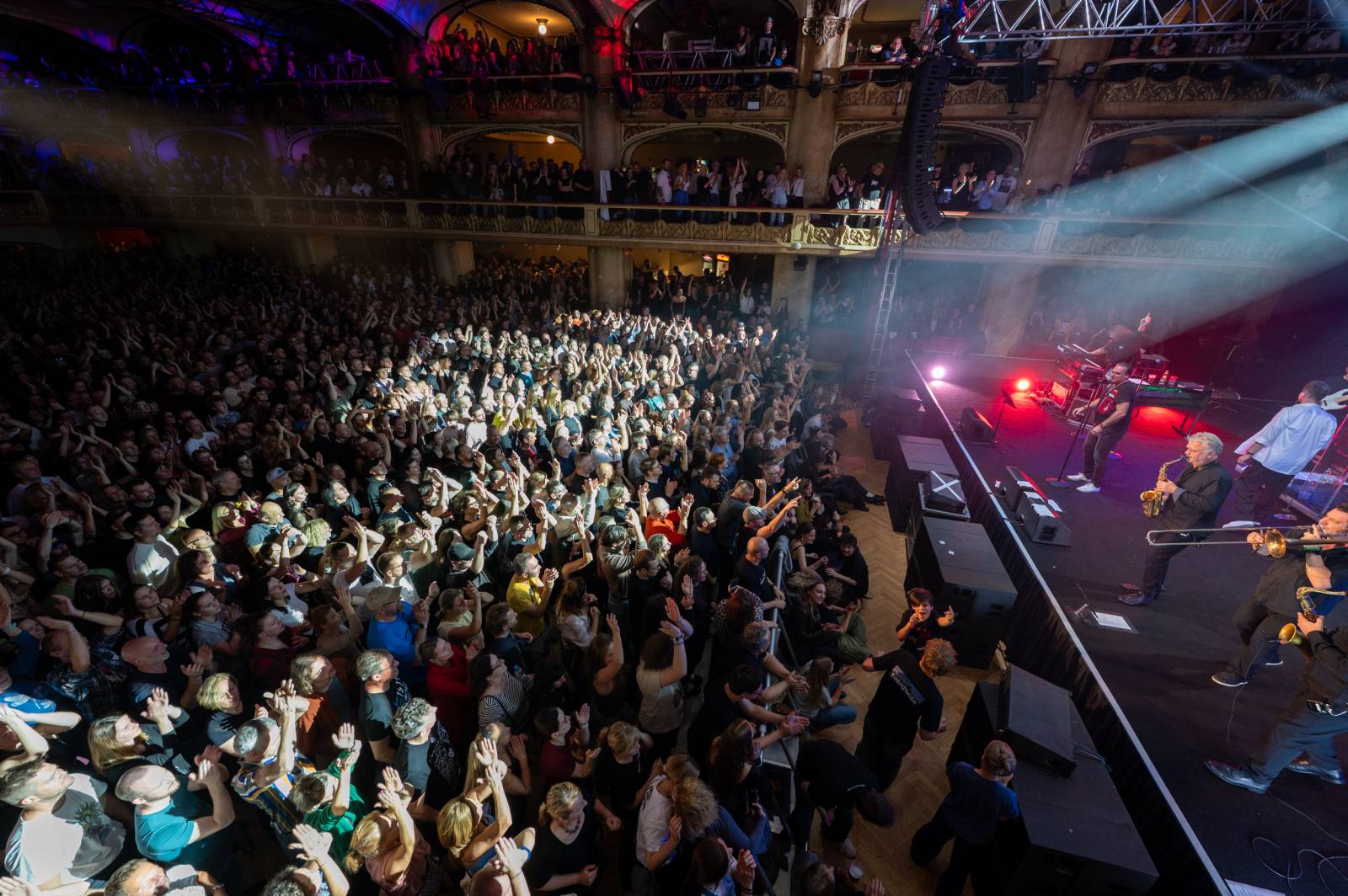 J.A.R. se rozloučili s fanoušky, do Lucerny v Praze dorazil i Dan Bárta