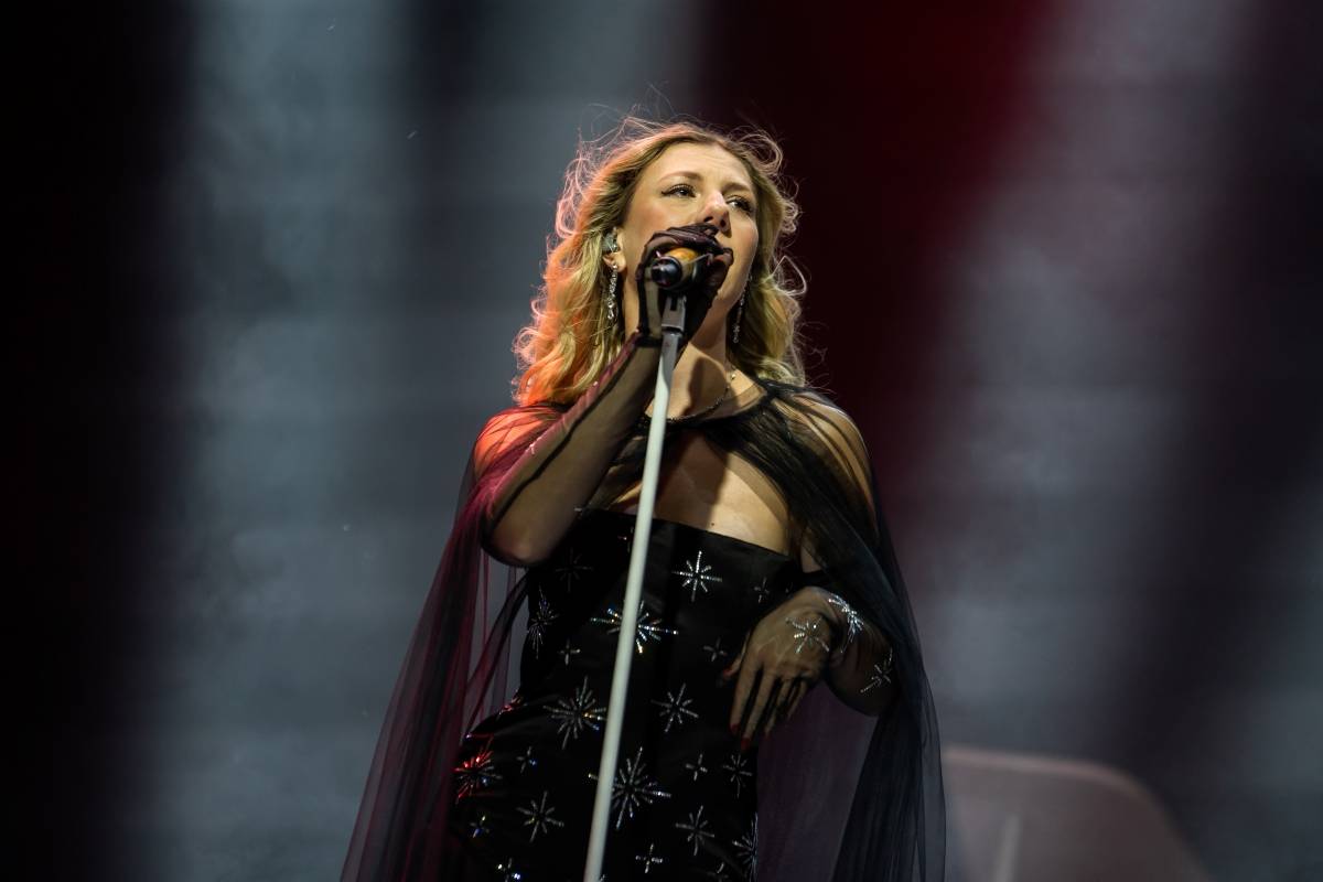 Lenny jak ji neznáte. Za doprovodu smyčcového orchestru představila v Brně své písně v unikátních aranžích