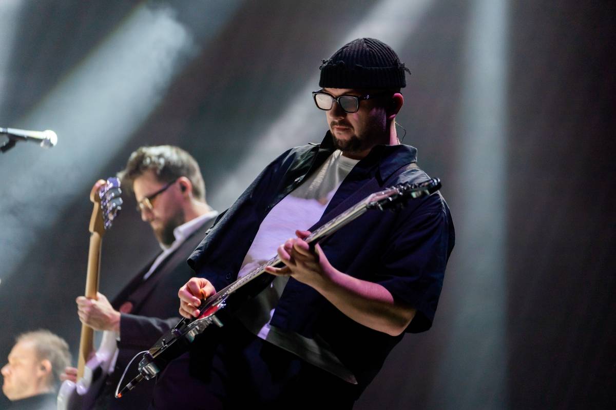 Lenny jak ji neznáte. Za doprovodu smyčcového orchestru představila v Brně své písně v unikátních aranžích