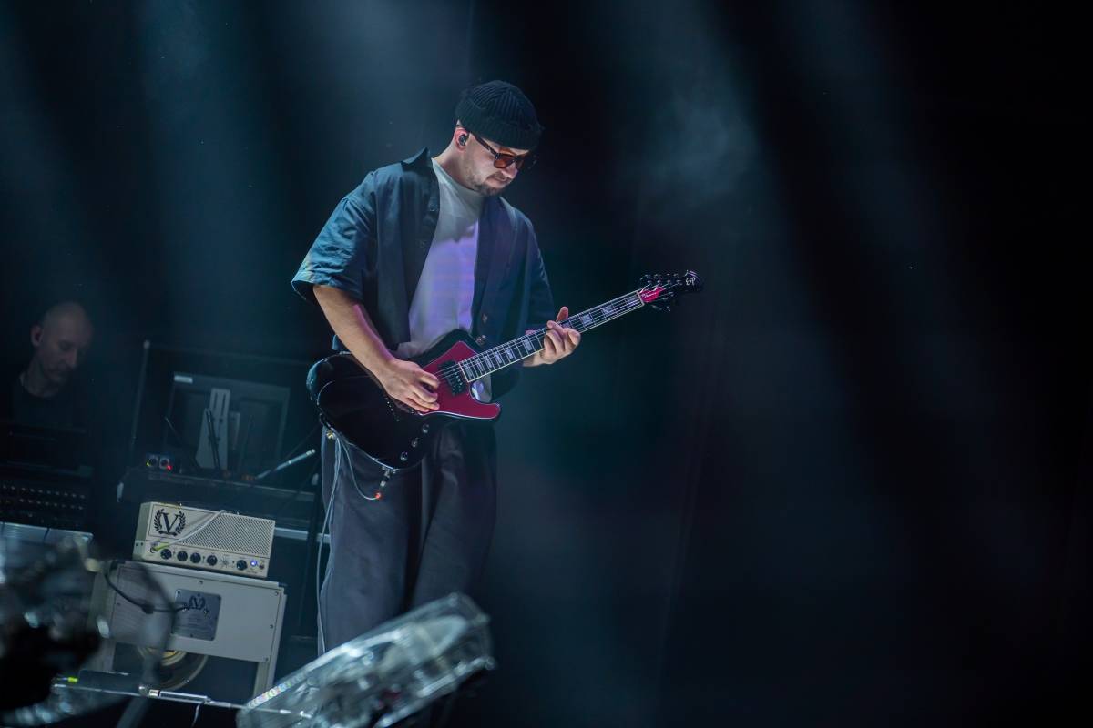 Lenny jak ji neznáte. Za doprovodu smyčcového orchestru představila v Brně své písně v unikátních aranžích