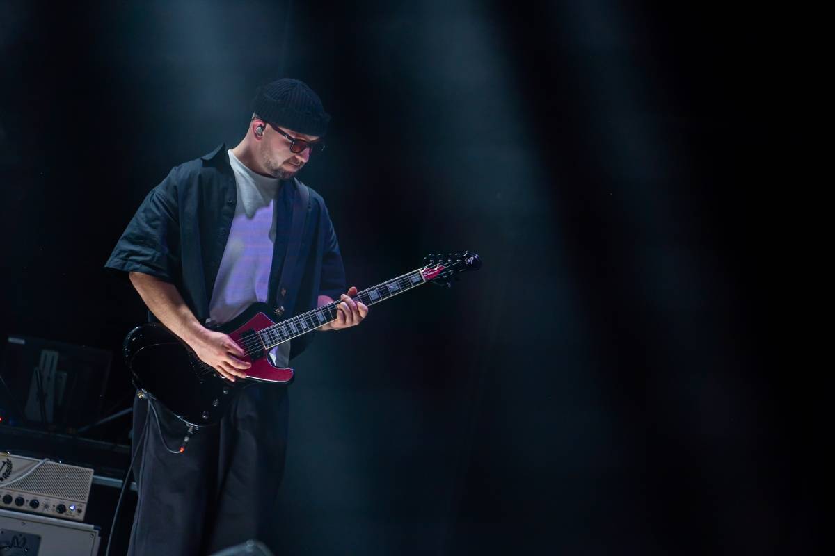 Lenny jak ji neznáte. Za doprovodu smyčcového orchestru představila v Brně své písně v unikátních aranžích