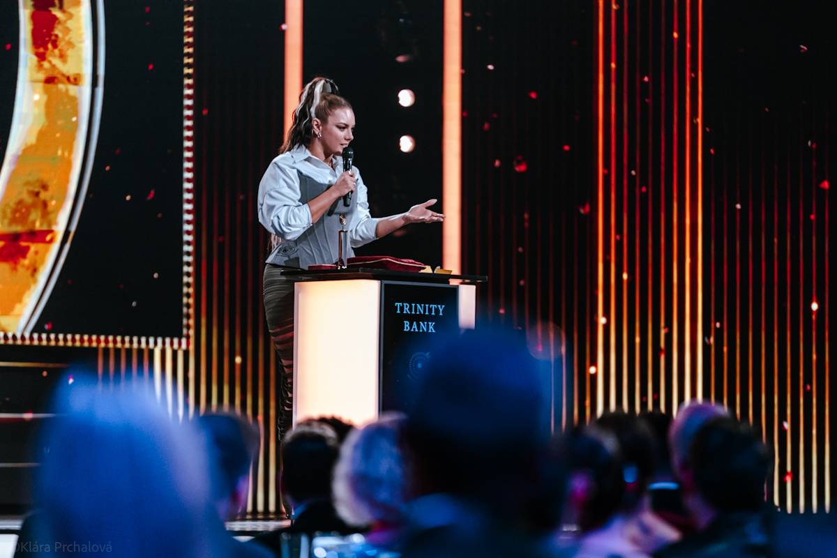 Český slavík: Dojatý Václav Noid Bárta, absolutní vítězka Ewa Farna i vzpomínka na Annu Julii Slováčkovou