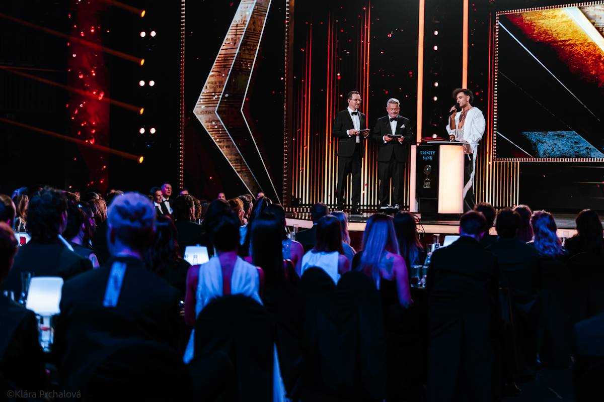 Český slavík: Dojatý Václav Noid Bárta, absolutní vítězka Ewa Farna i vzpomínka na Annu Julii Slováčkovou