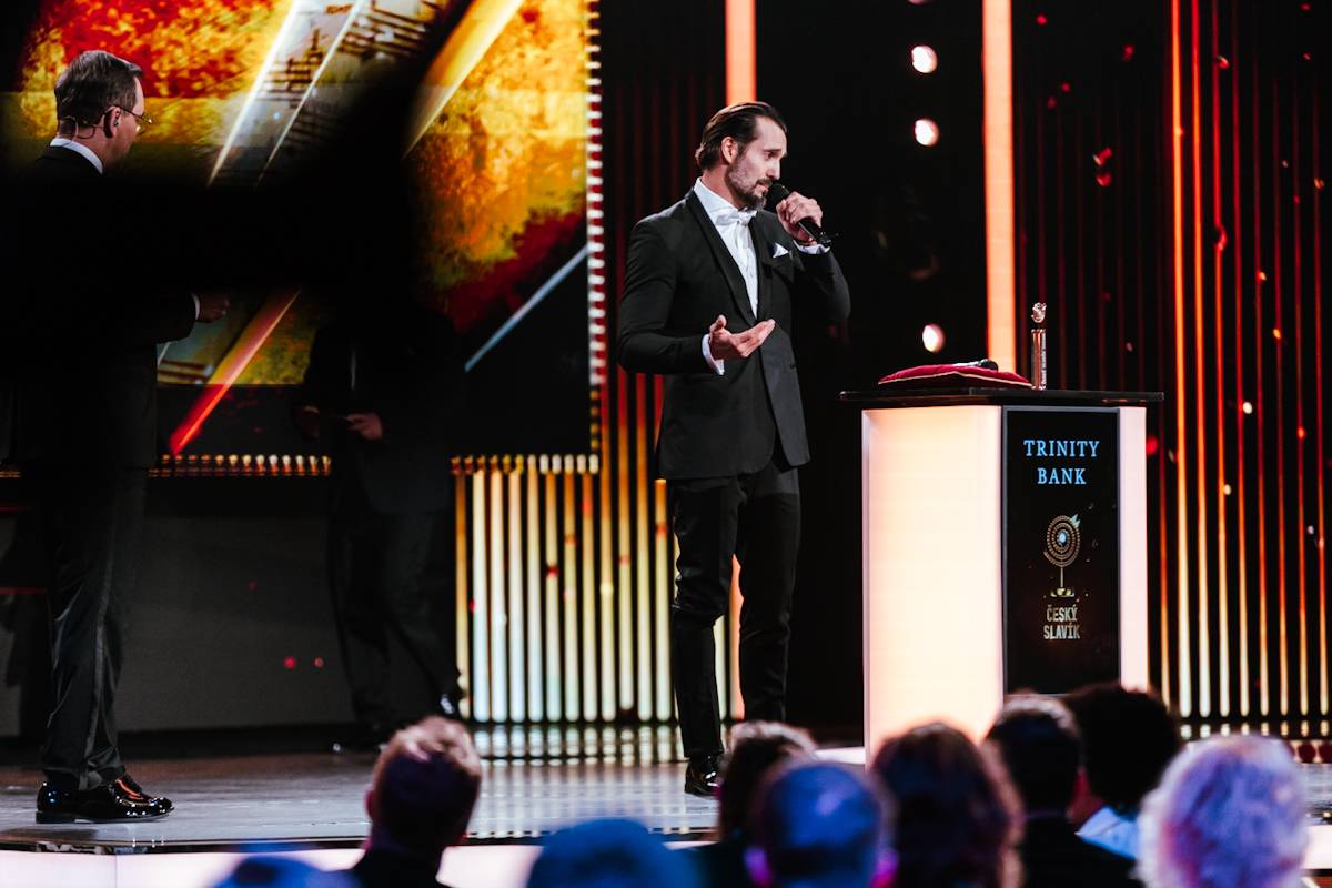 Český slavík: Dojatý Václav Noid Bárta, absolutní vítězka Ewa Farna i vzpomínka na Annu Julii Slováčkovou