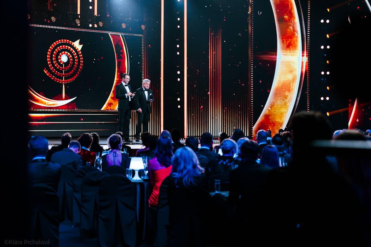 Český slavík: Dojatý Václav Noid Bárta, absolutní vítězka Ewa Farna i vzpomínka na Annu Julii Slováčkovou