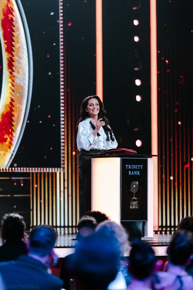 Český slavík: Dojatý Václav Noid Bárta, absolutní vítězka Ewa Farna i vzpomínka na Annu Julii Slováčkovou