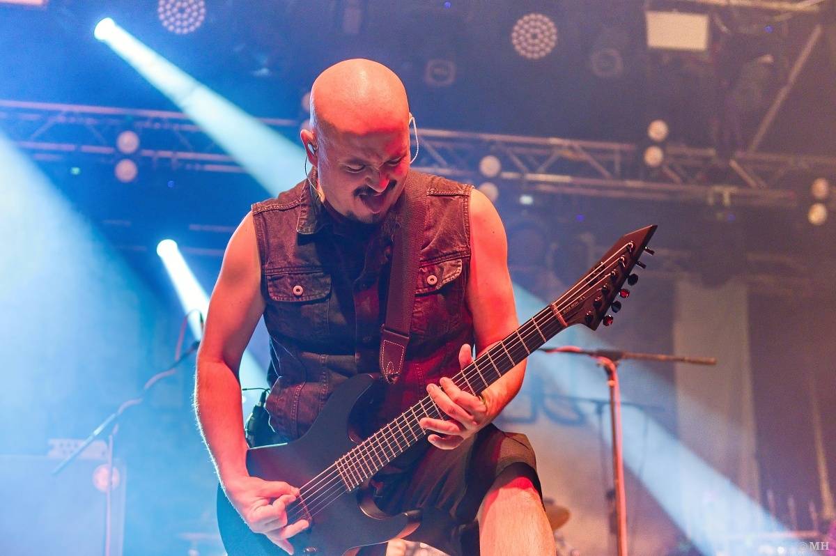 Britská metalová ikona Cradle Of Filth předvedla v Plzni temnou, teatrální show