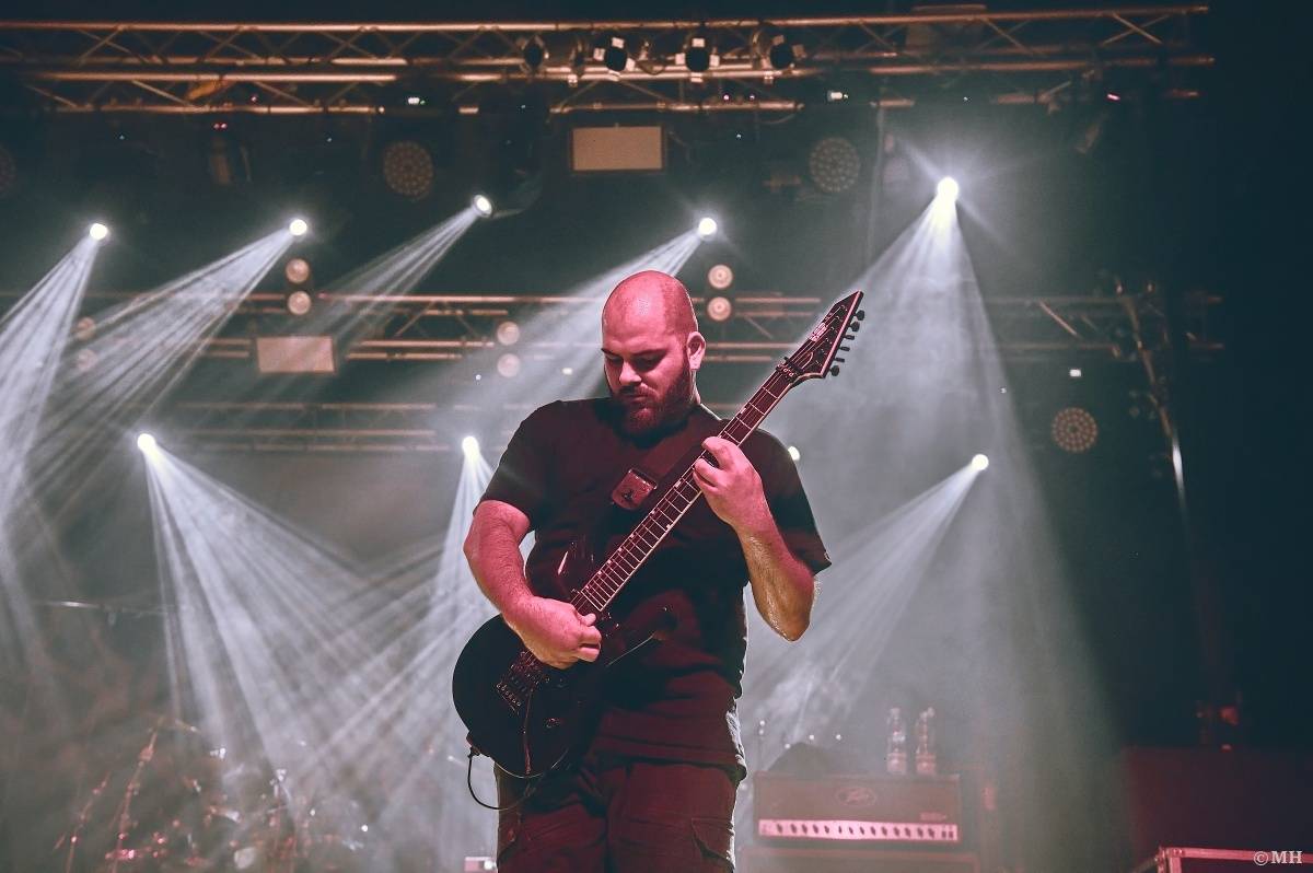 Britská metalová ikona Cradle Of Filth předvedla v Plzni temnou, teatrální show