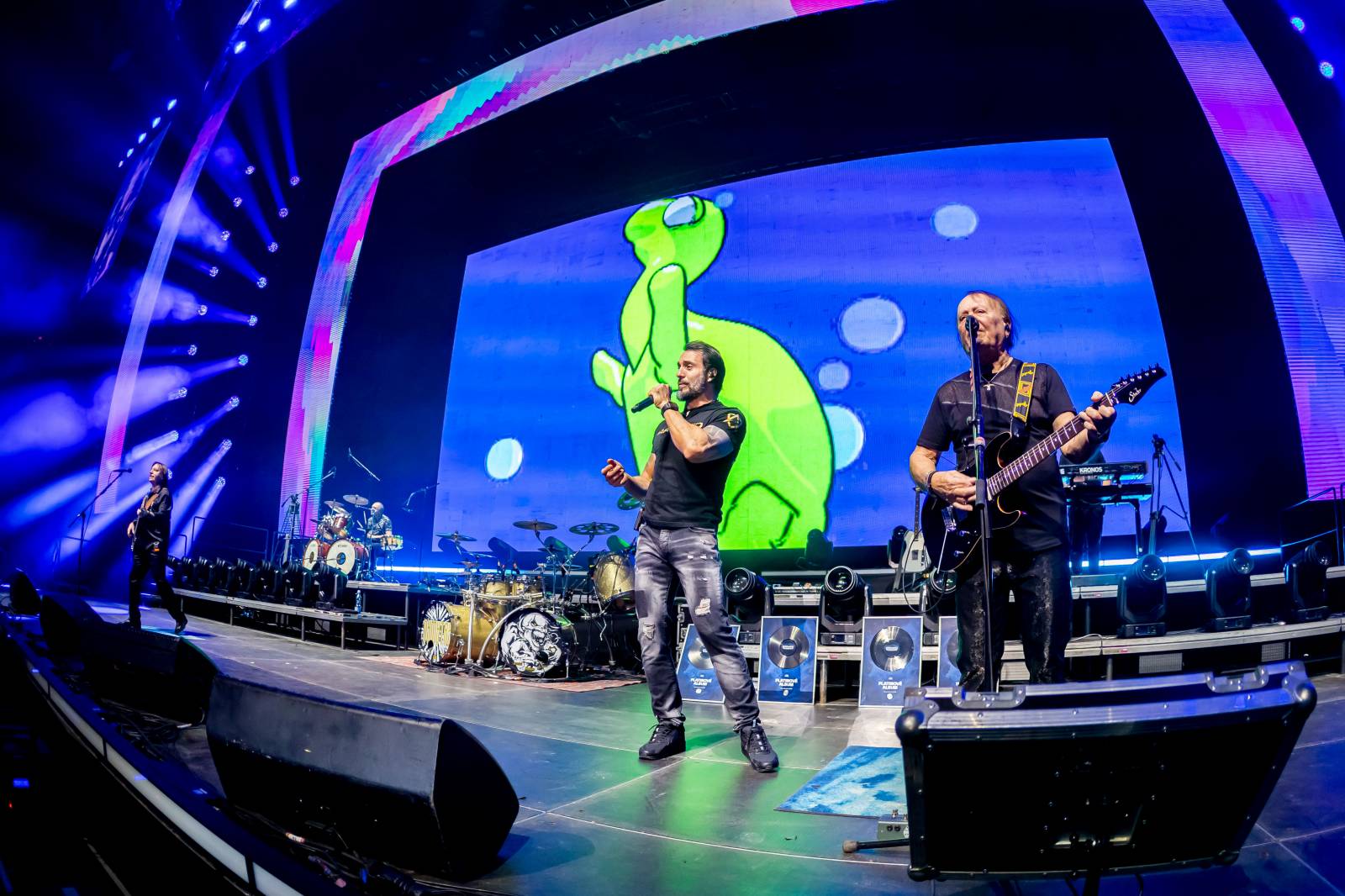 Olympic slavil v O2 areně Rockové Vánoce, pozval si Martu Jandovou, Dymytry i Petra Koláře