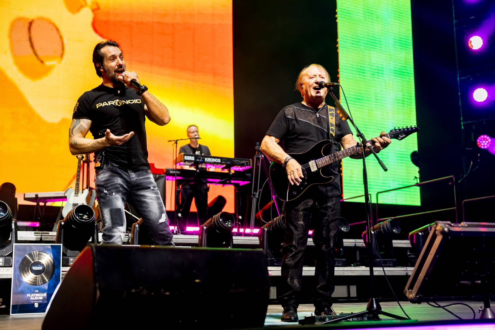 Olympic slavil v O2 areně Rockové Vánoce, pozval si Martu Jandovou, Dymytry i Petra Koláře