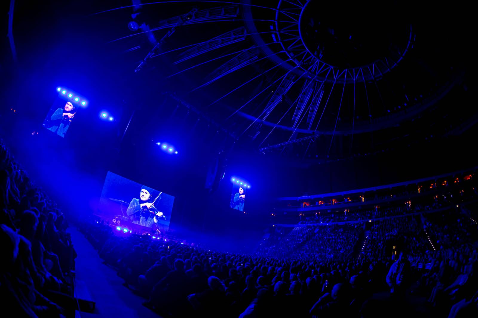 Olympic slavil v O2 areně Rockové Vánoce, pozval si Martu Jandovou, Dymytry i Petra Koláře