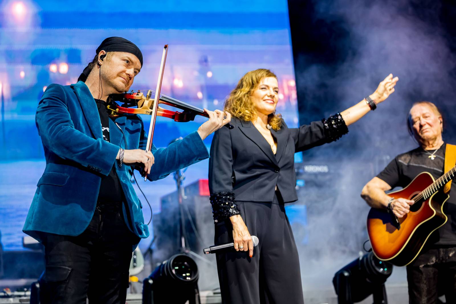 Olympic slavil v O2 areně Rockové Vánoce, pozval si Martu Jandovou, Dymytry i Petra Koláře