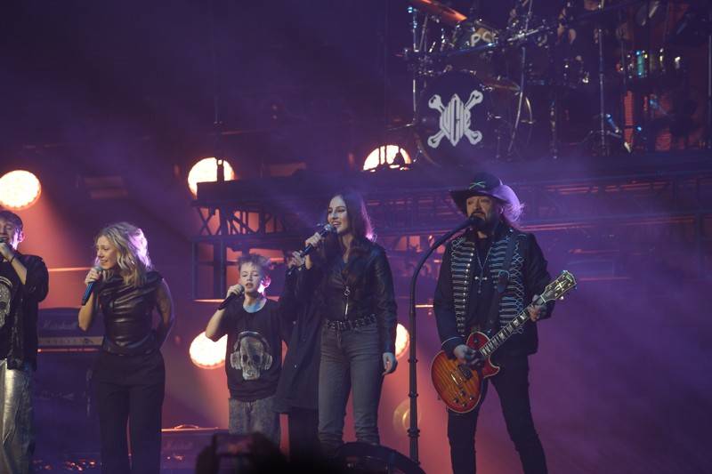 Oslavy čtyřicátin Lucie se přesunuly do Brna. Jejími hosty byli Michal Pavlíček, Michael Kocáb i Lenny