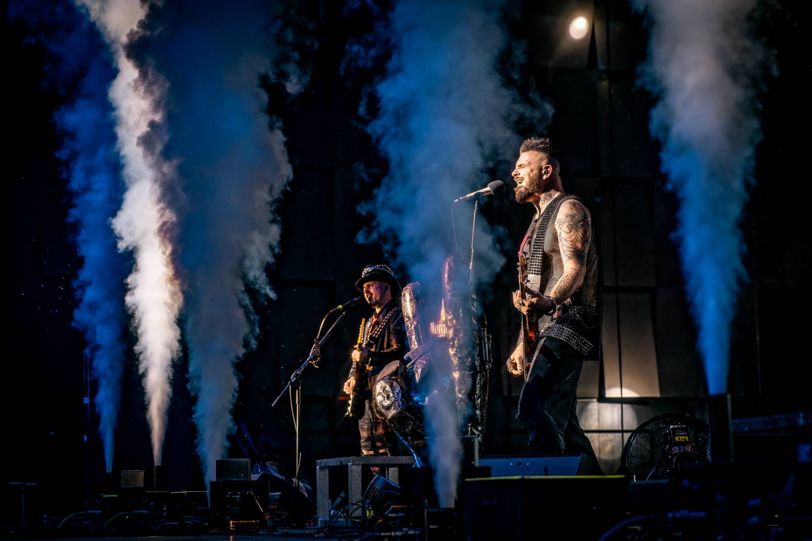 Rybičky 48 vyprodaly Forum Karlín. Nové album jim křtil Ota Váňa z Kabátu