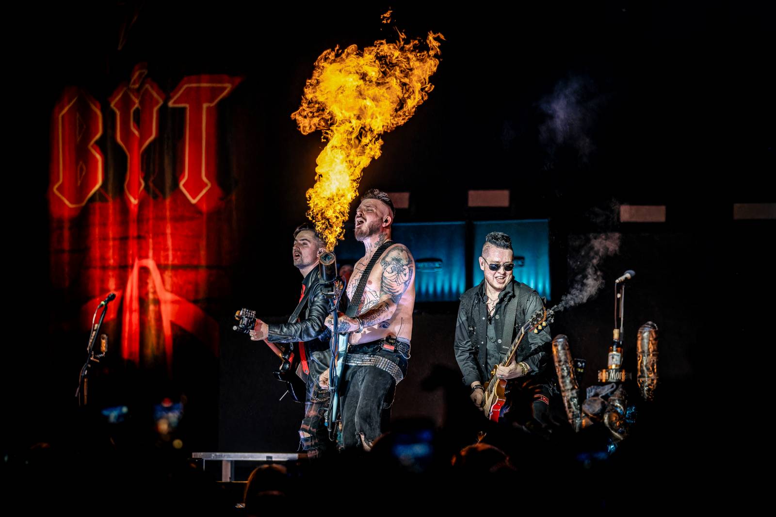 Rybičky 48 vyprodaly Forum Karlín. Nové album jim křtil Ota Váňa z Kabátu