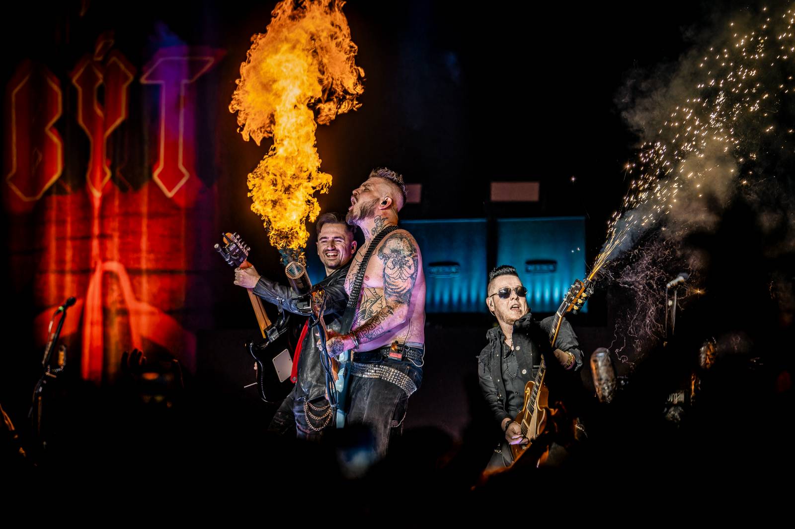 Rybičky 48 vyprodaly Forum Karlín. Nové album jim křtil Ota Váňa z Kabátu