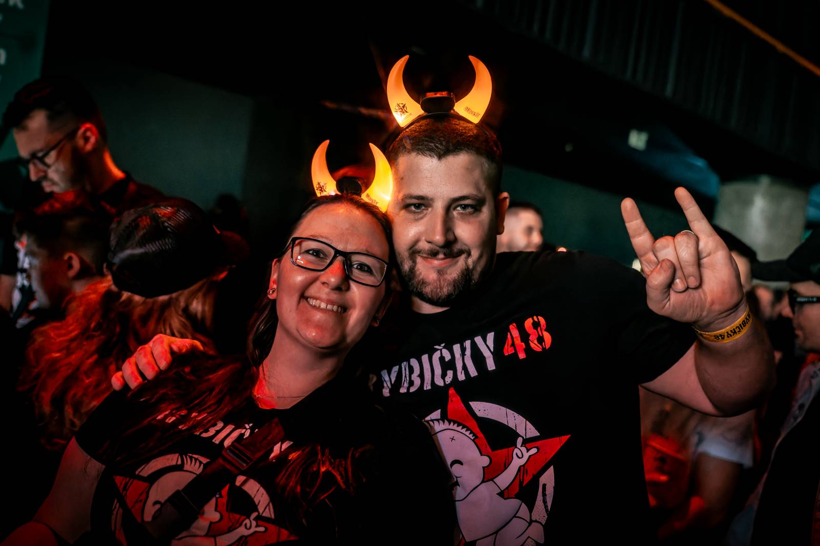 Rybičky 48 vyprodaly Forum Karlín. Nové album jim křtil Ota Váňa z Kabátu