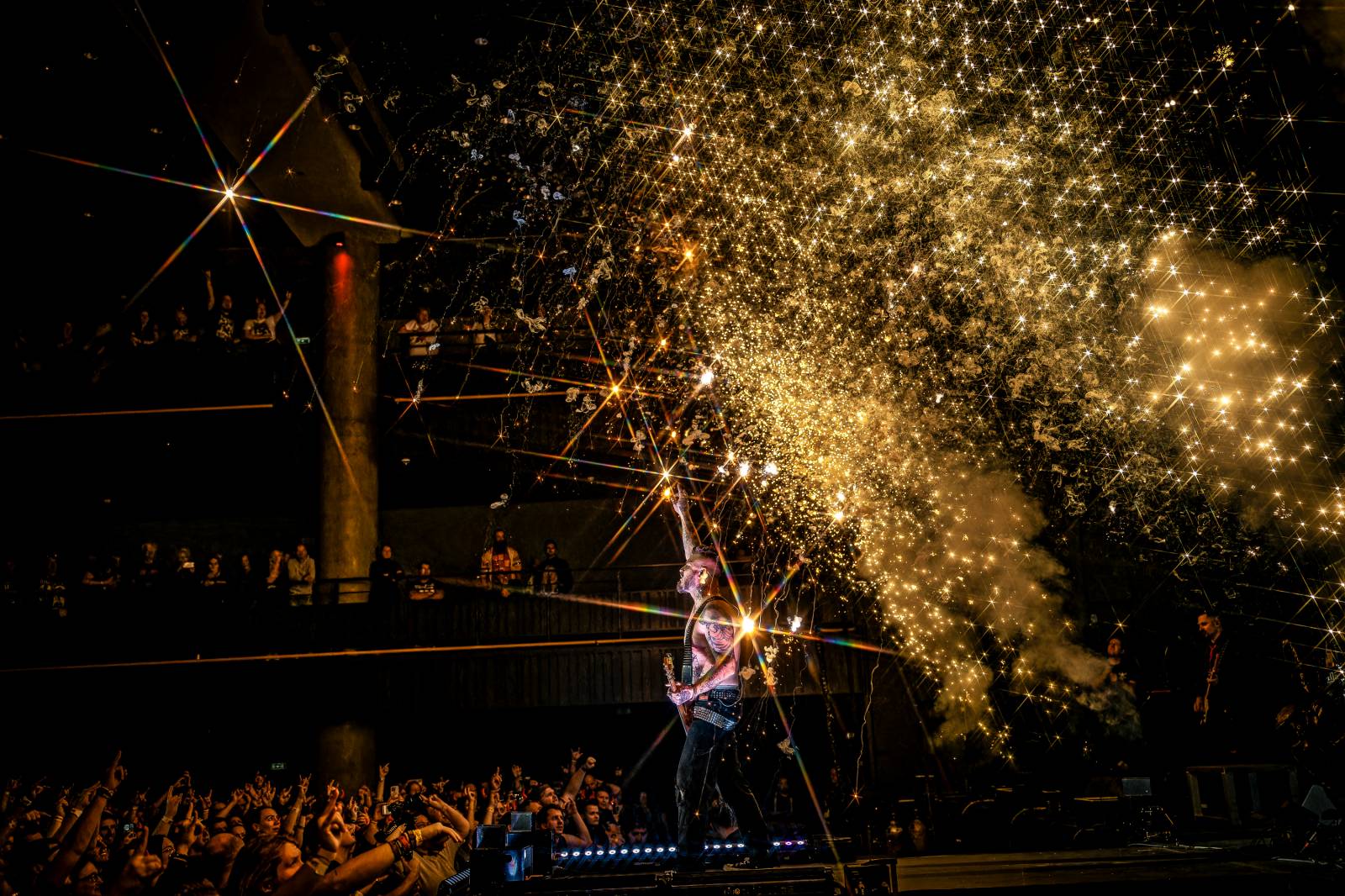 Rybičky 48 vyprodaly Forum Karlín. Nové album jim křtil Ota Váňa z Kabátu