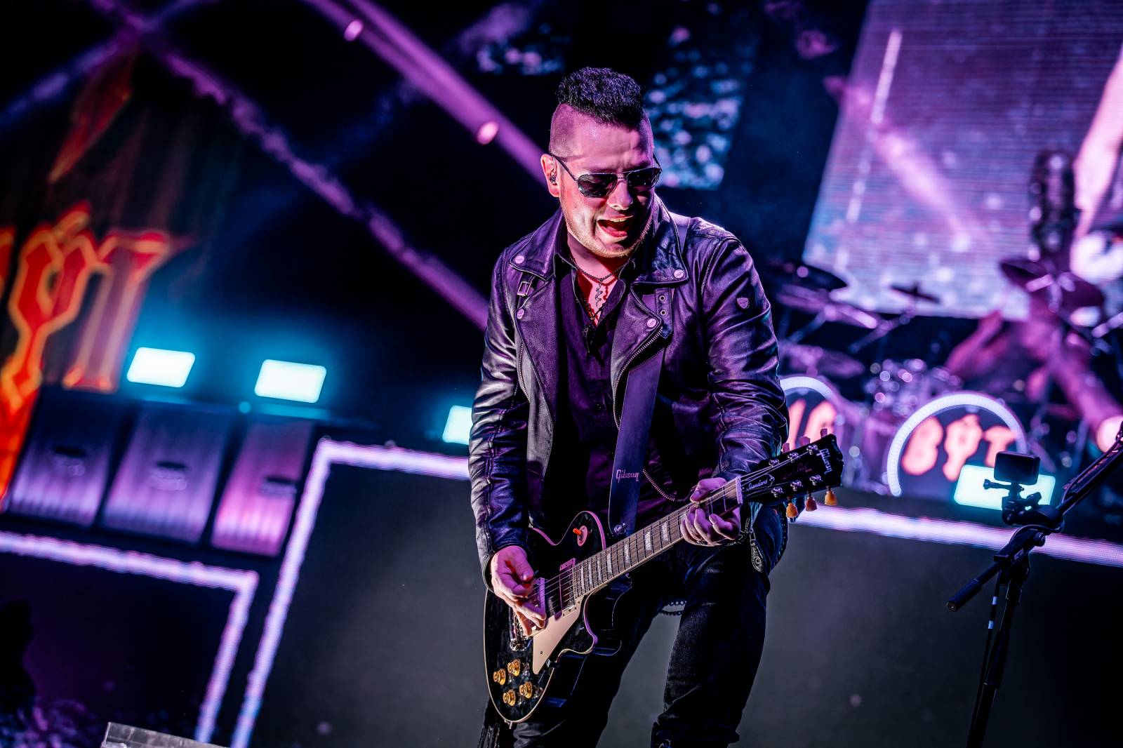 Rybičky 48 vyprodaly Forum Karlín. Nové album jim křtil Ota Váňa z Kabátu