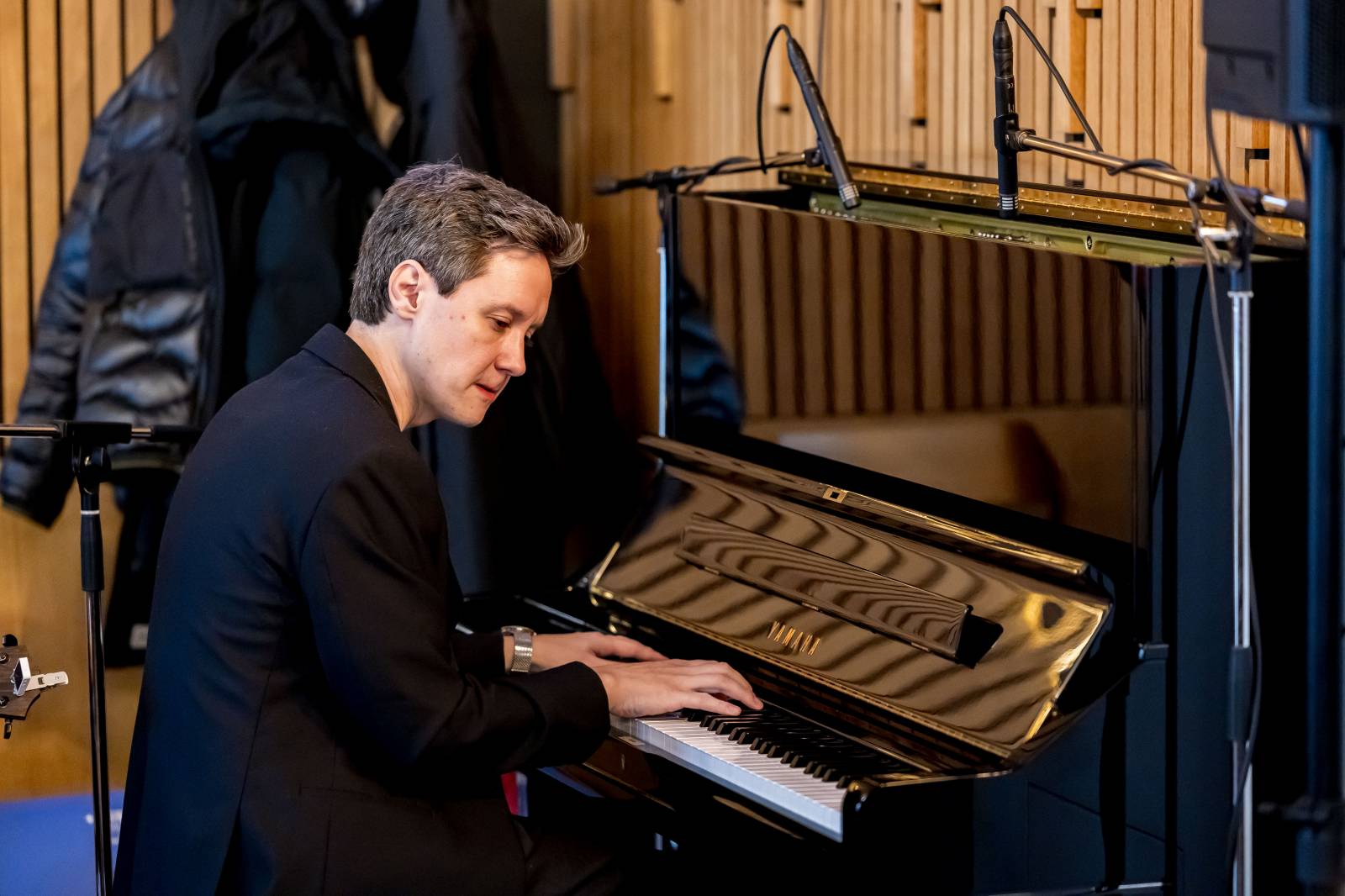 Chinaski udělali tečku za oslavami třiceti let. Na tiskové konferenci oznámili nové album i turné