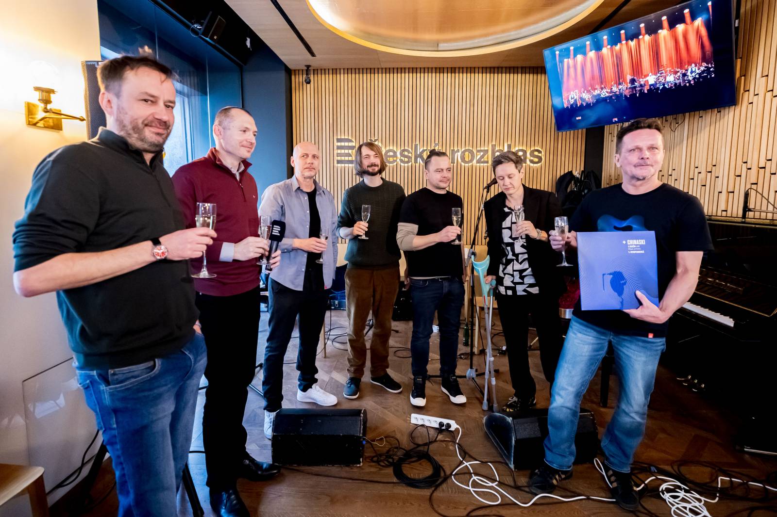 Chinaski udělali tečku za oslavami třiceti let. Na tiskové konferenci oznámili nové album i turné