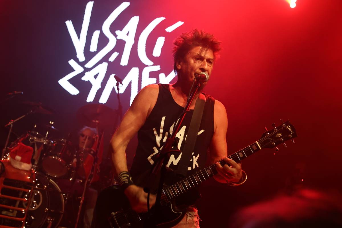 Skromní, ale nejlepší. Visací zámek oslavil 43 let ve stejném složení v punkovém stylu