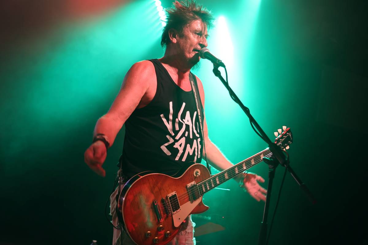 Skromní, ale nejlepší. Visací zámek oslavil 43 let ve stejném složení v punkovém stylu